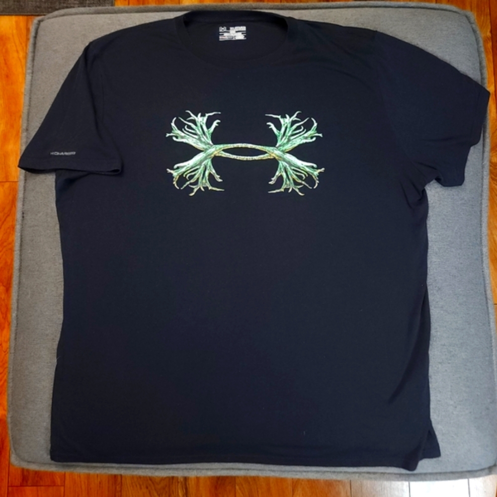 Under Armour Hunt Black T-Shirt with Green Antler Logo Mens 2XL